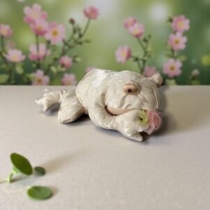 Russ Berrie‎ Reflections on Living Fiona Frog Plush Stuffed Weighted Rose Decor